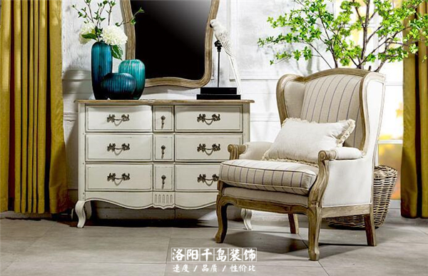 單人沙發(fā),寬大舒適